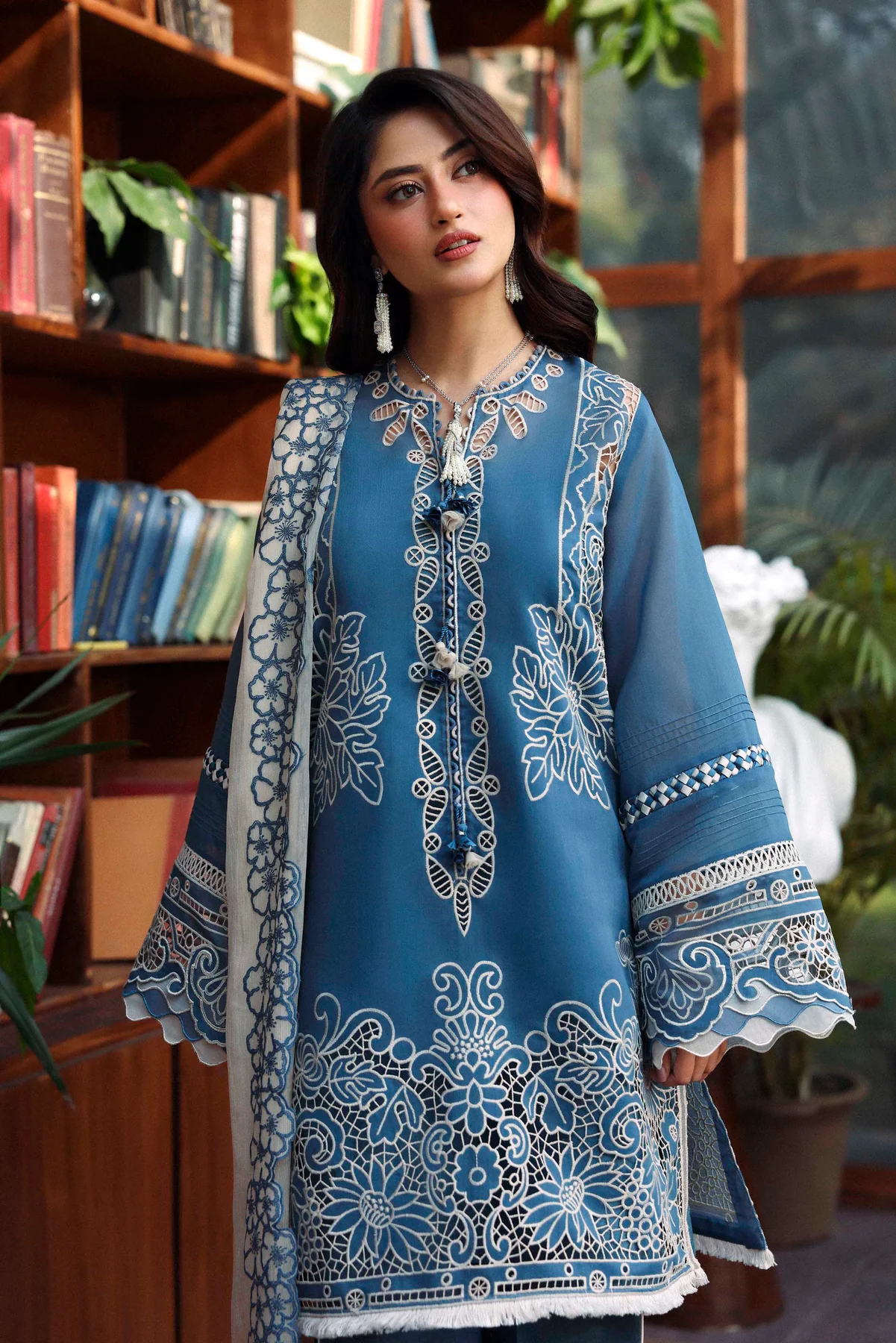 Sable Vogue Luxury Formals Lawn 2026 | SL-10-26-V1 - Image 2