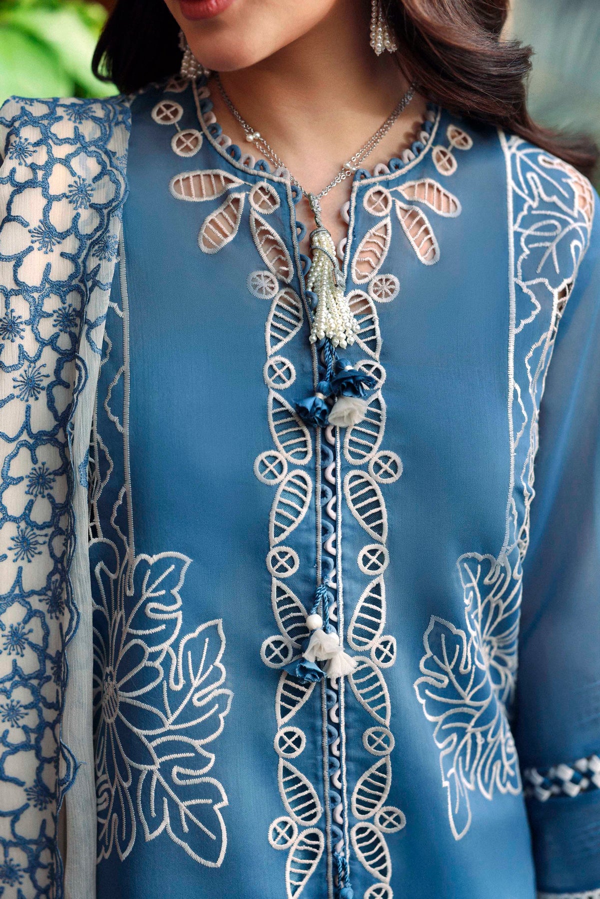 Sable Vogue Luxury Formals Lawn 2026 | SL-10-26-V1 - Image 4