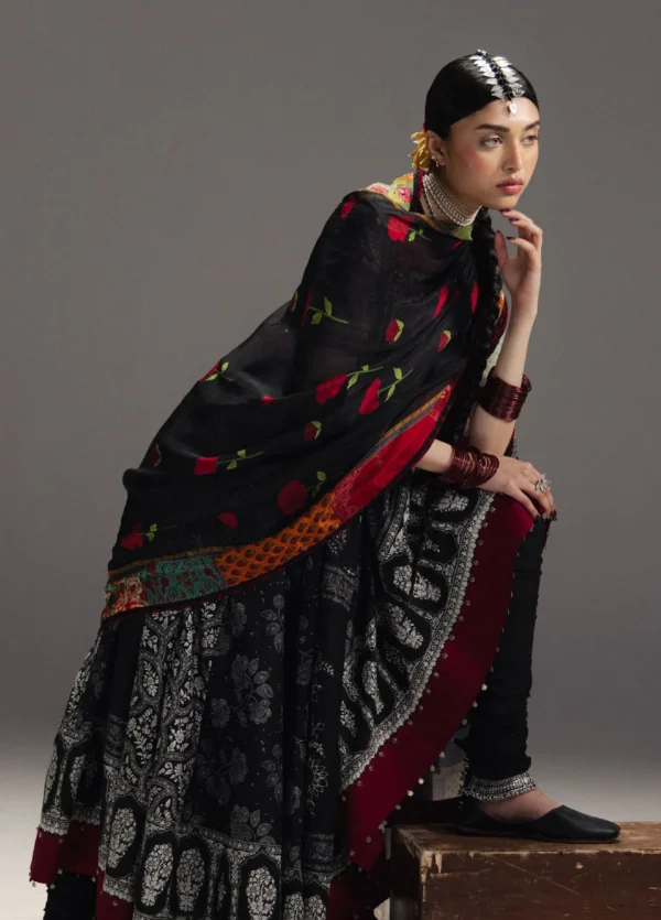 Alternative view of Anarkali Salwar Kameez Collection by Zara Shahjahan || Surkh Bahar-D1