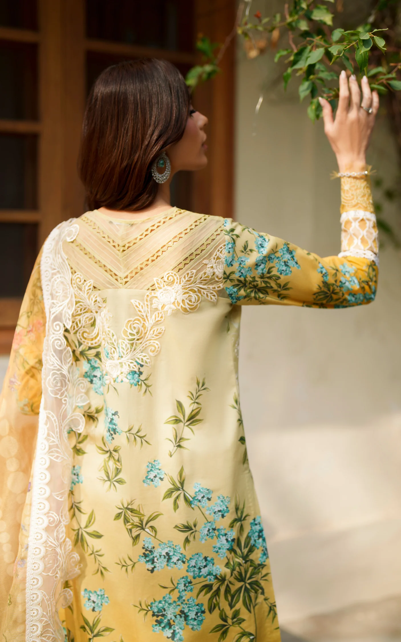 Versa Luxury Lawn'26 by Asifa & Nabeel || VUL26-02 - Image 2