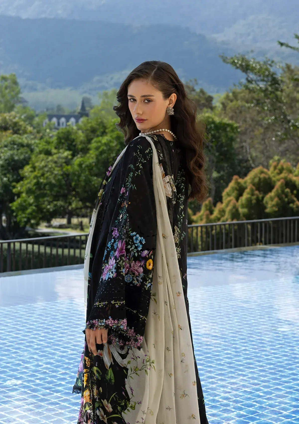 Elaf Signature Lawn 2026 || ESA-1B BLACK THRONE - Image 3