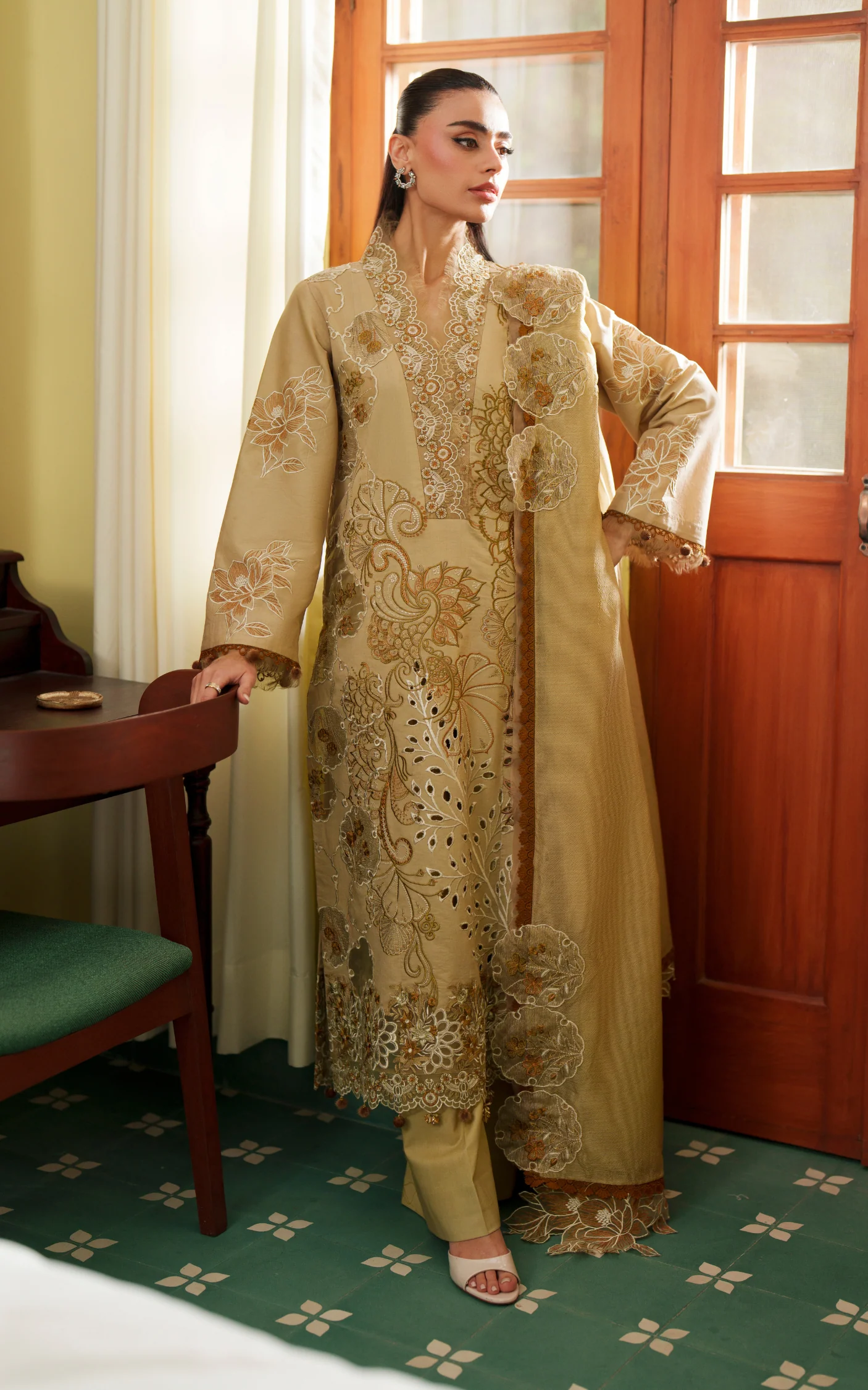 Versa Luxury Lawn'26 by Asifa & Nabeel || VUL26-09