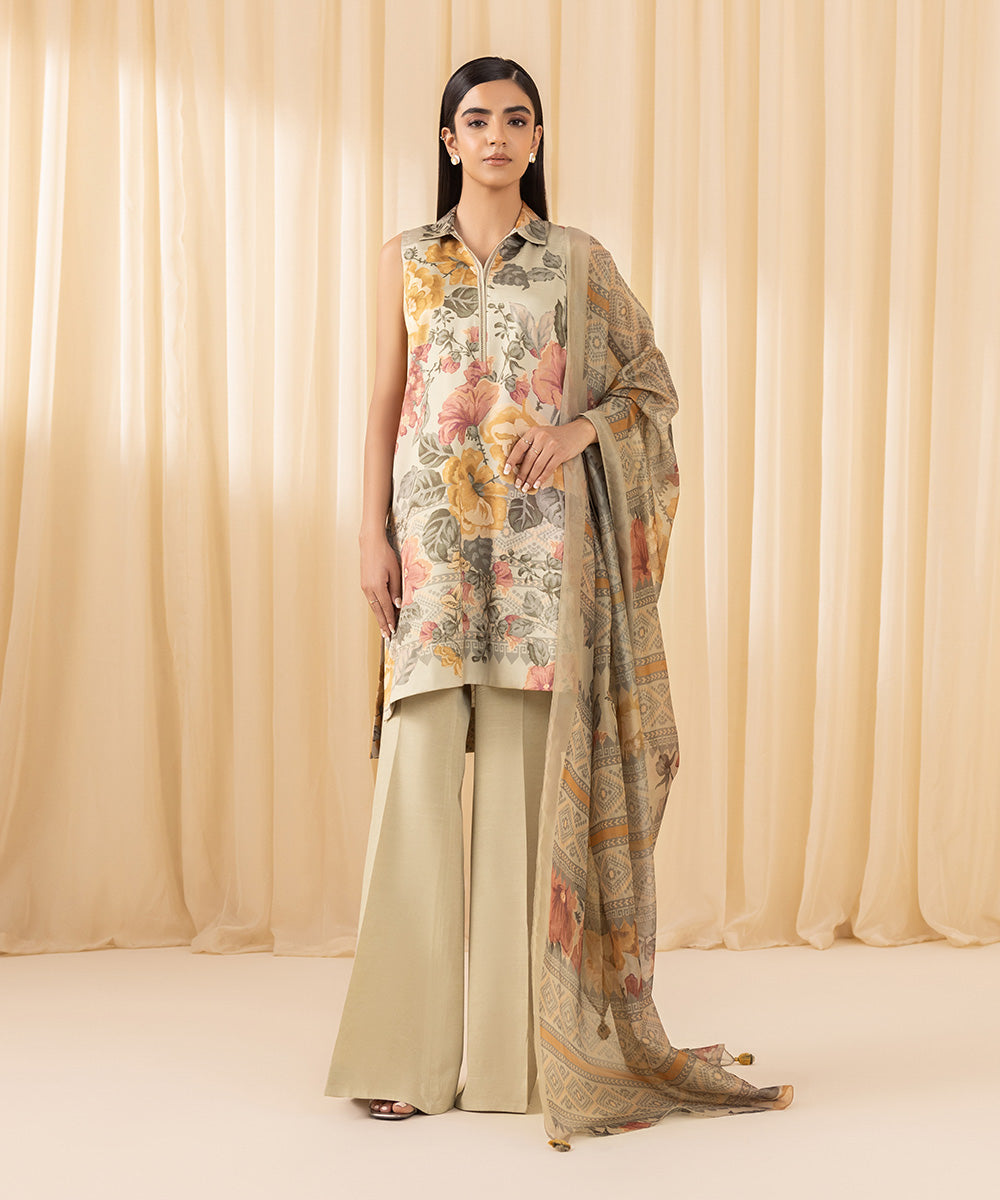 Sapphire Festive Unstitched Collection | 00U3PSL24V63