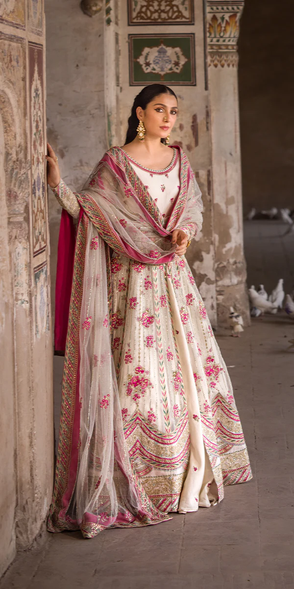 Alternative view of Bridal Collection by Erum Khan   | PARO