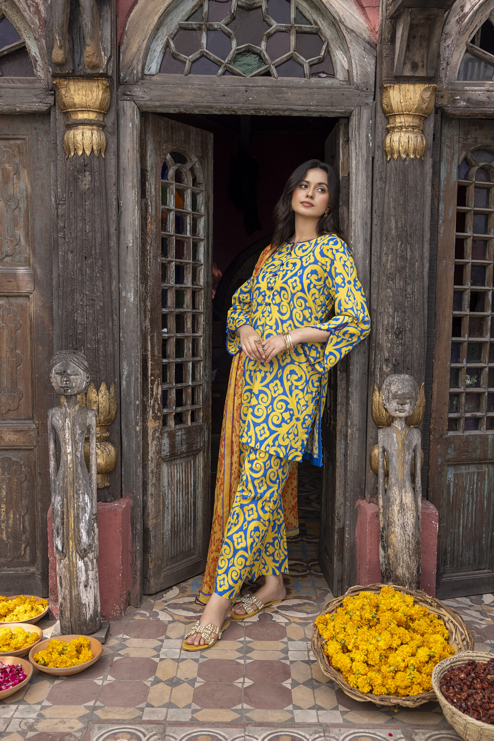 Ghazal from House of Mist | Lawn | Vol 4 | | HM-GZ4-04 GZ - Image 3