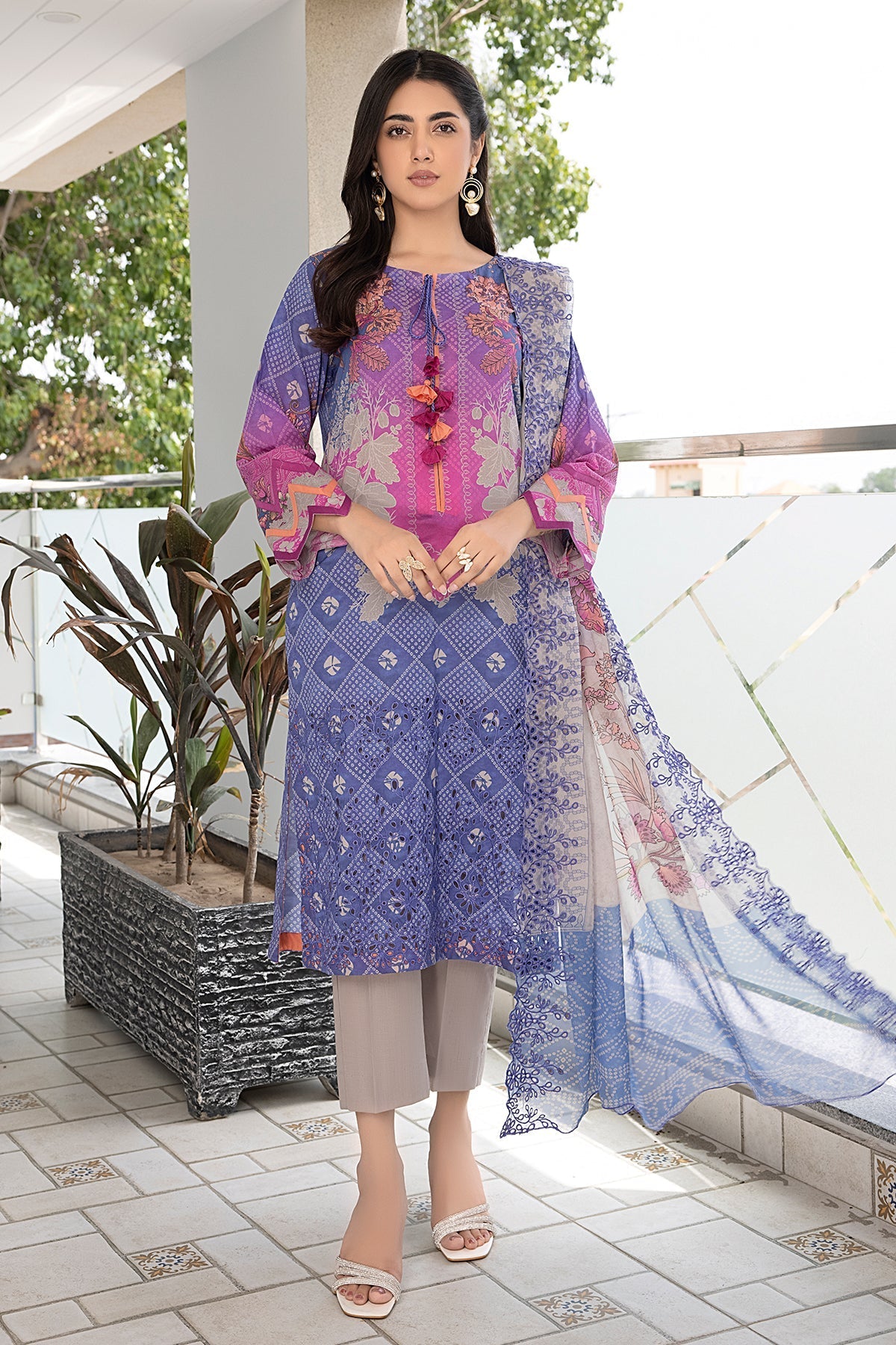 Charizma Combination Embroidered Lawn 2024 | CCH4-05