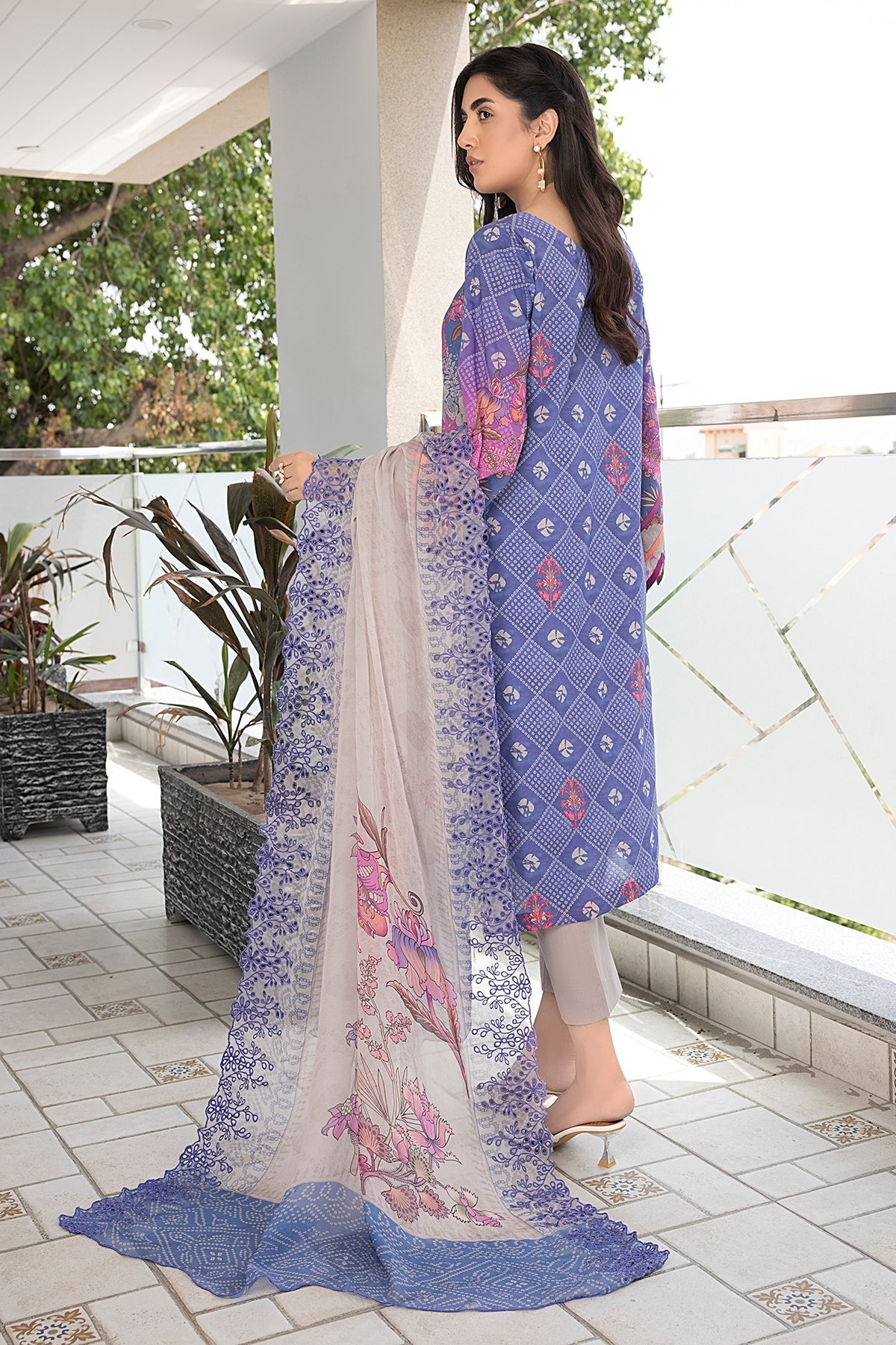 Charizma Combination Embroidered Lawn 2024 | CCH4-05 - Image 3