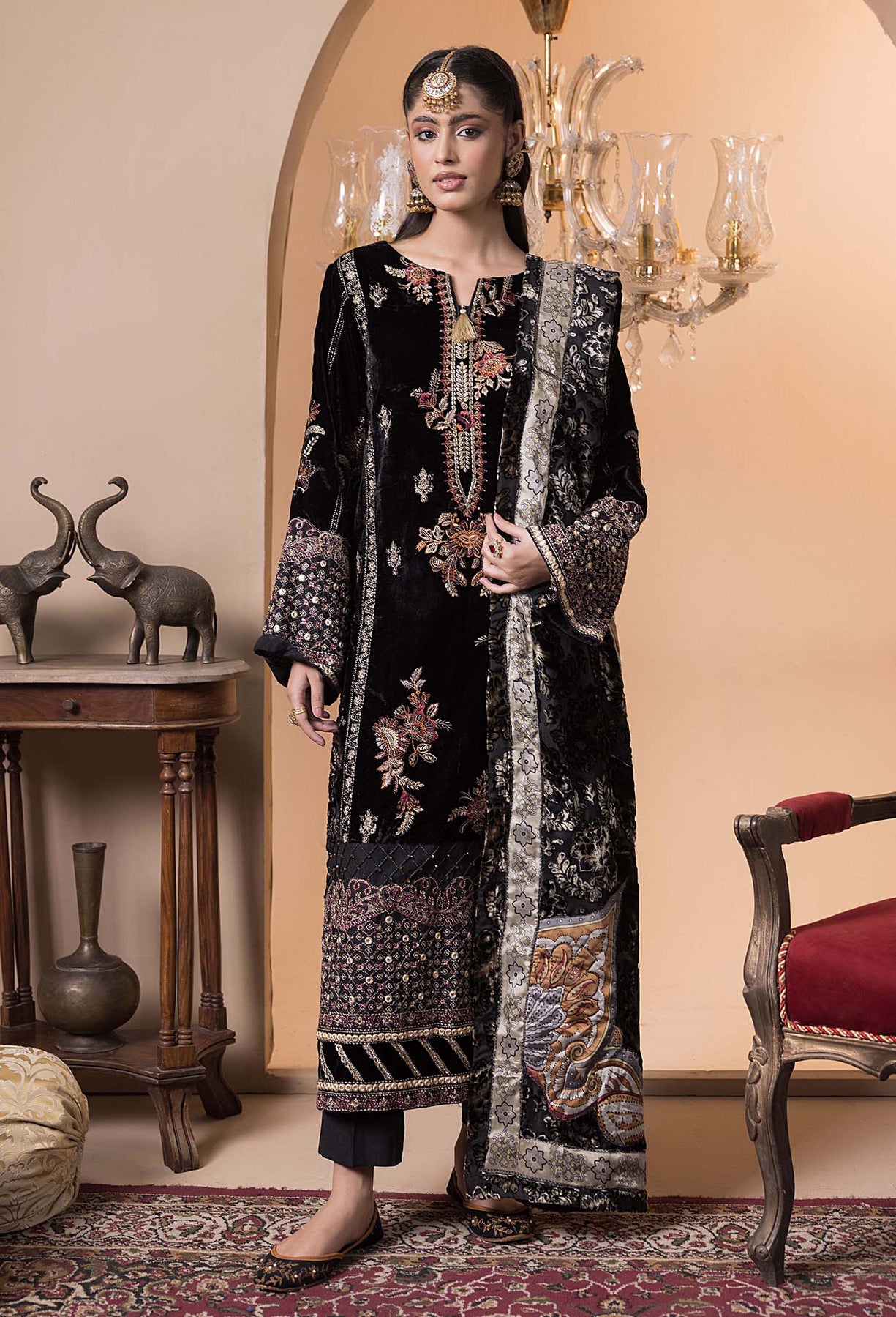 Adan's Libas Plachi'24 Luxury Unstitched | 4237