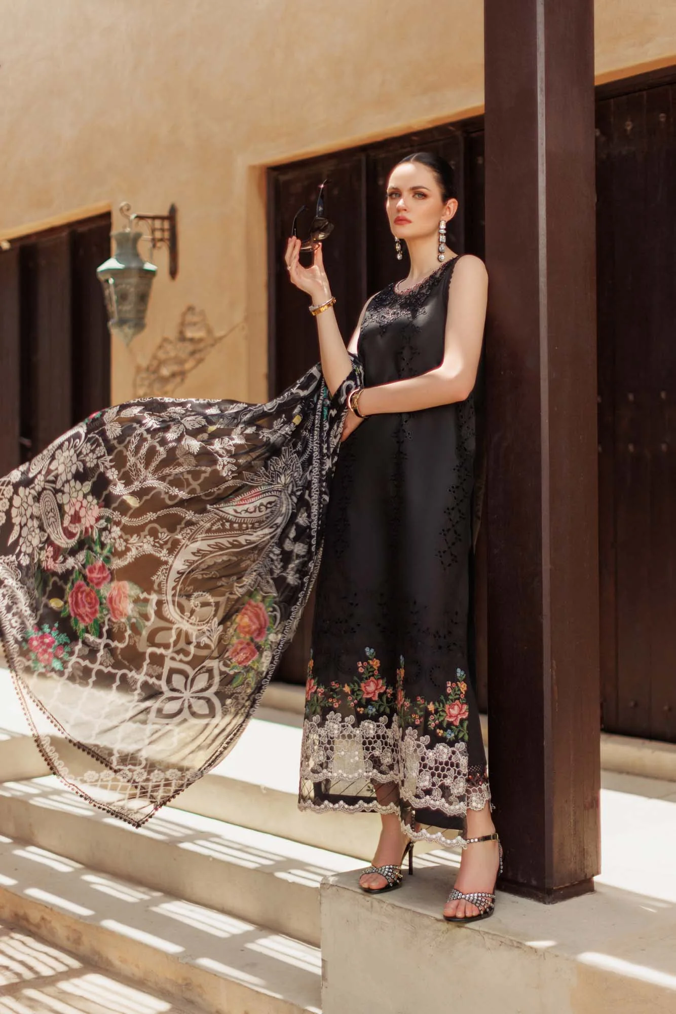 Noor Handwork Laserkari Lawn'24 | D6 - Image 3