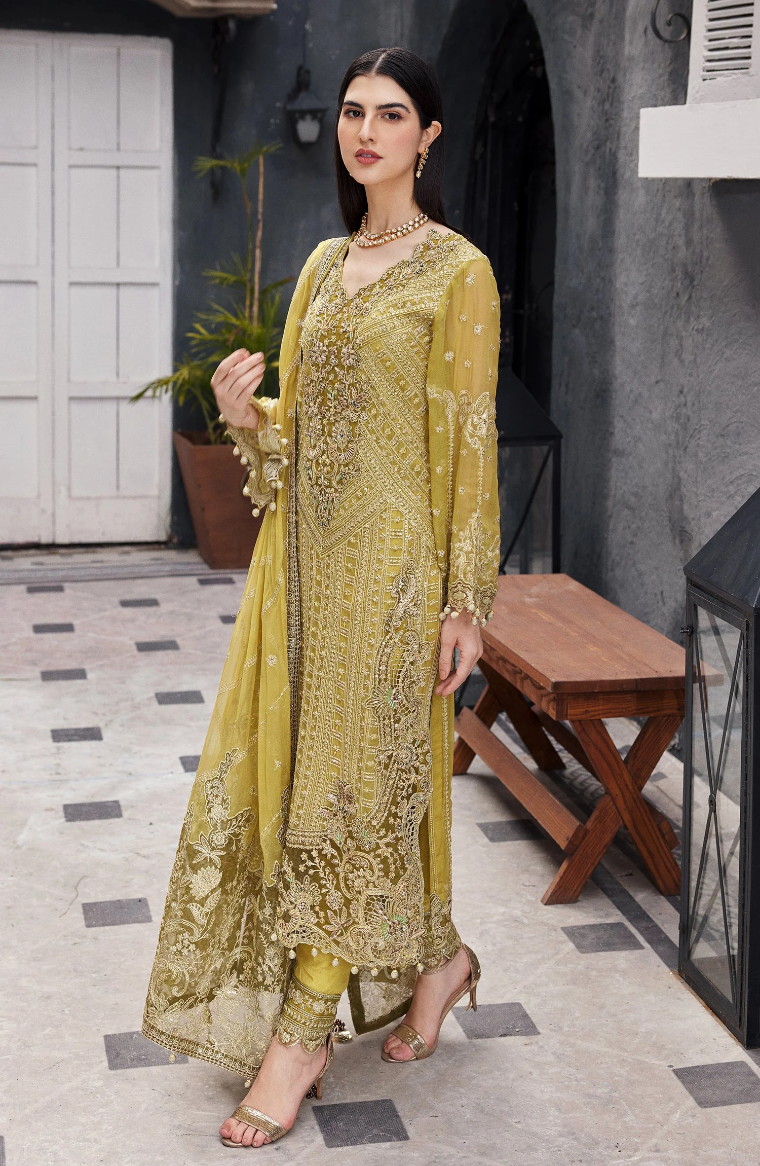 Emaan Adeel Nawabzadi Embroidered | AROOHI - Image 2