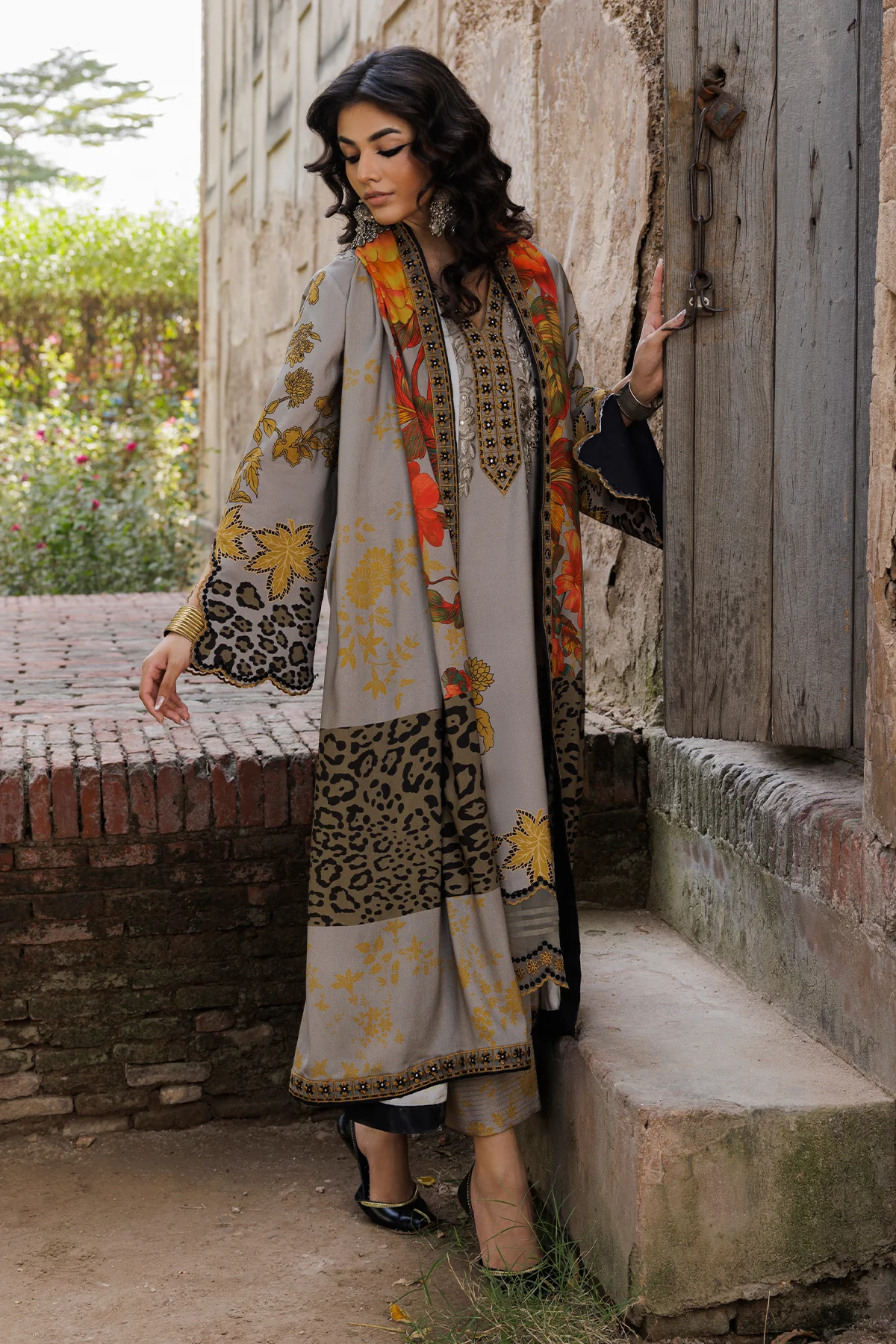 Charizma Embroidered Linen Collection'25 CCW6-14 - Image 4