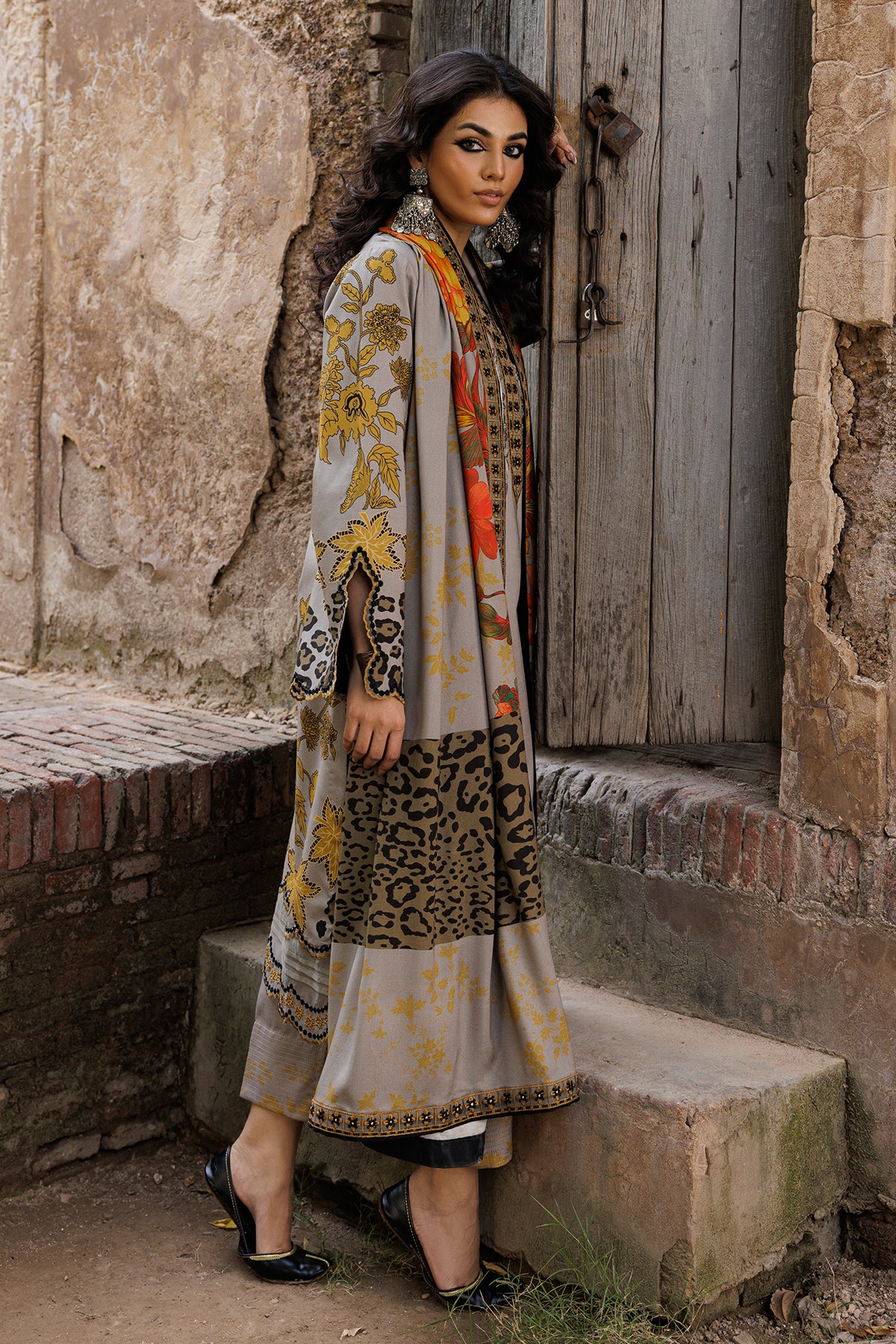 Charizma Embroidered Linen Collection'25 CCW6-14 - Image 3