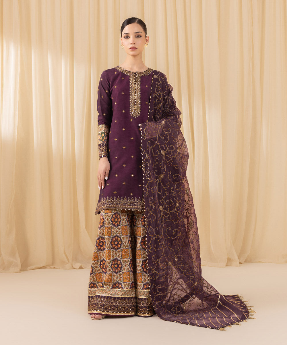 Sapphire Festive Unstitched Collection | 0U3PESL24V62
