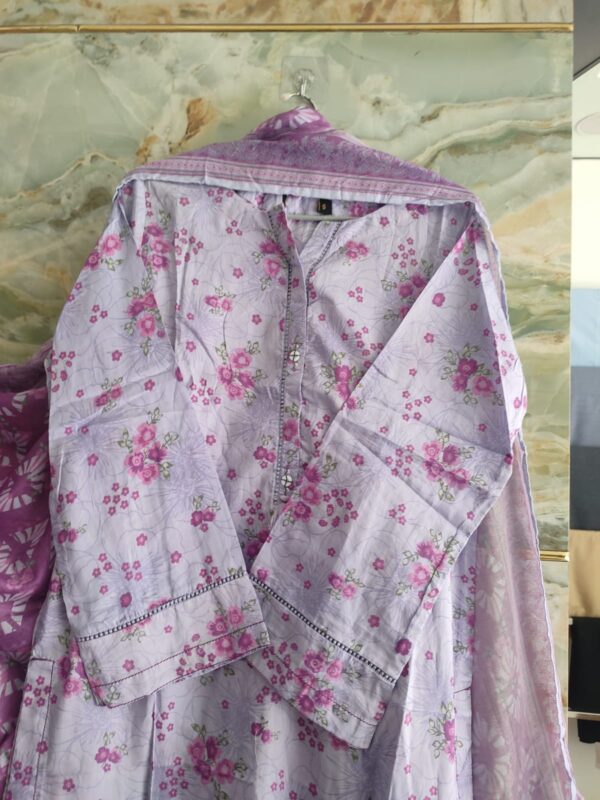 Alternative view of Riwayat Original Ready to Wear Pret Lawn || IQ - FS05