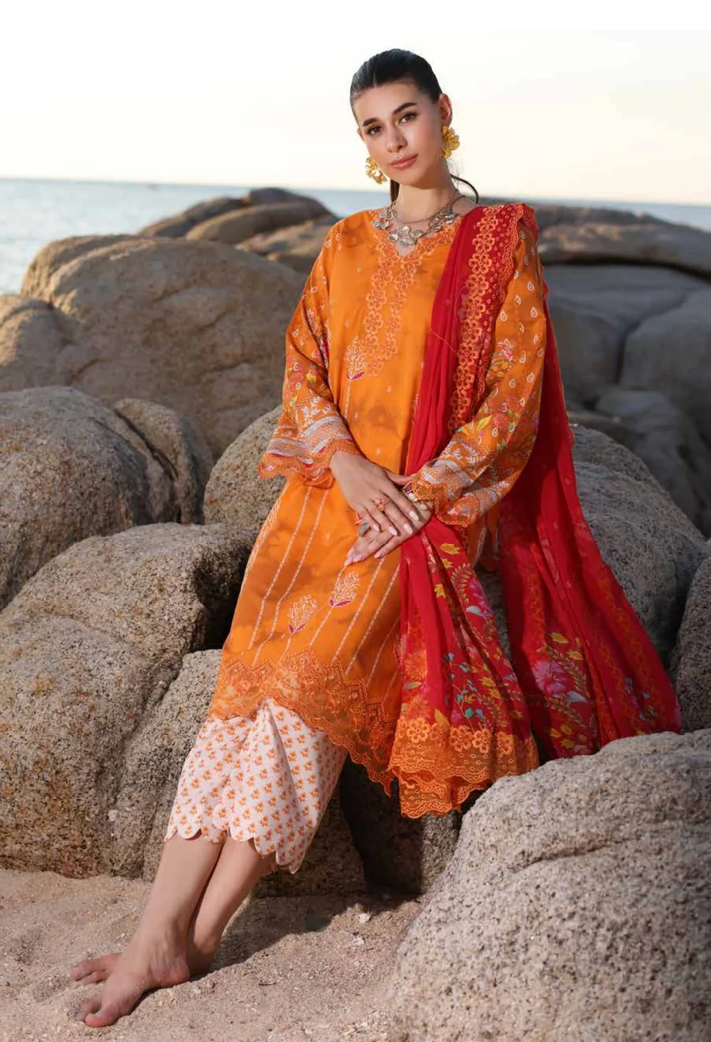 Rang e Bahar Lawn by Charizma