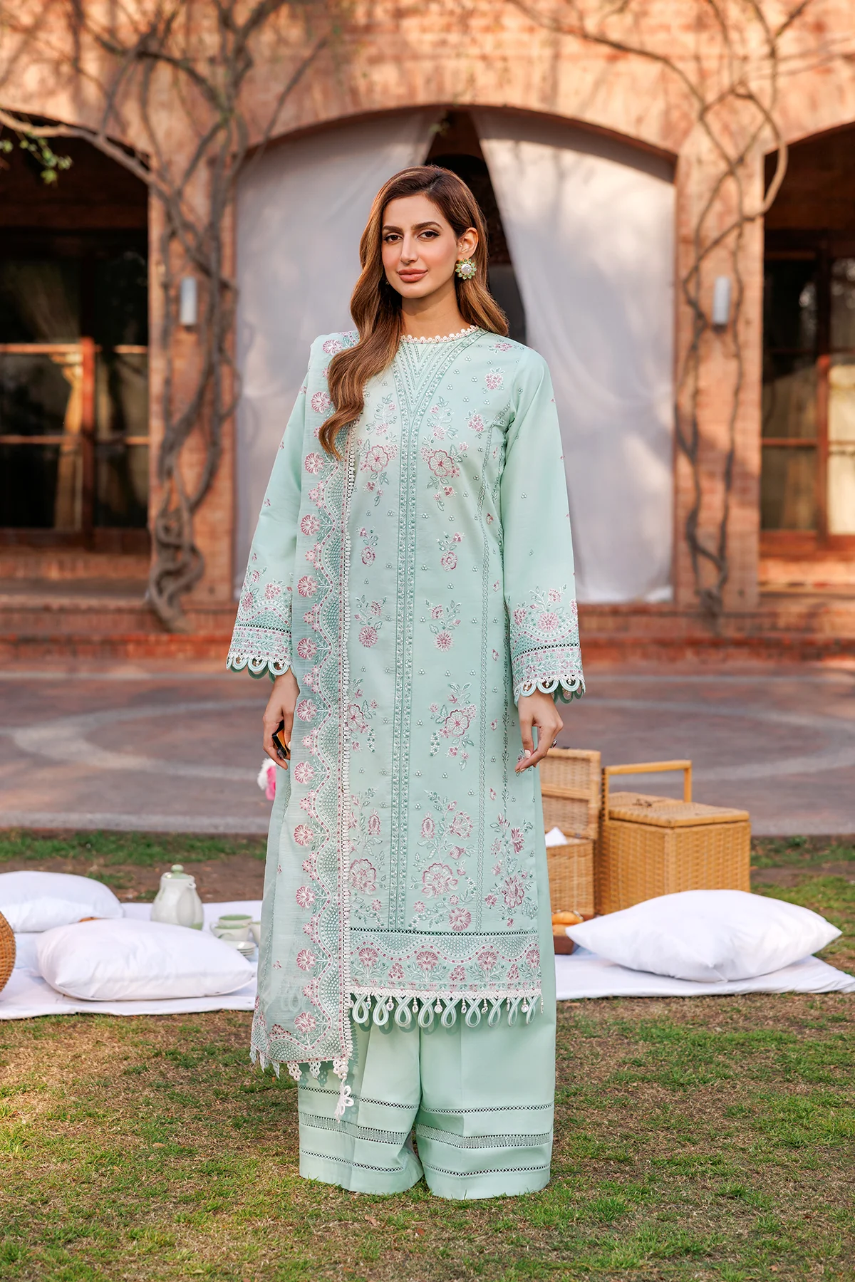 Kaavish Festive Lawn by Farasha | WHISPER MINT