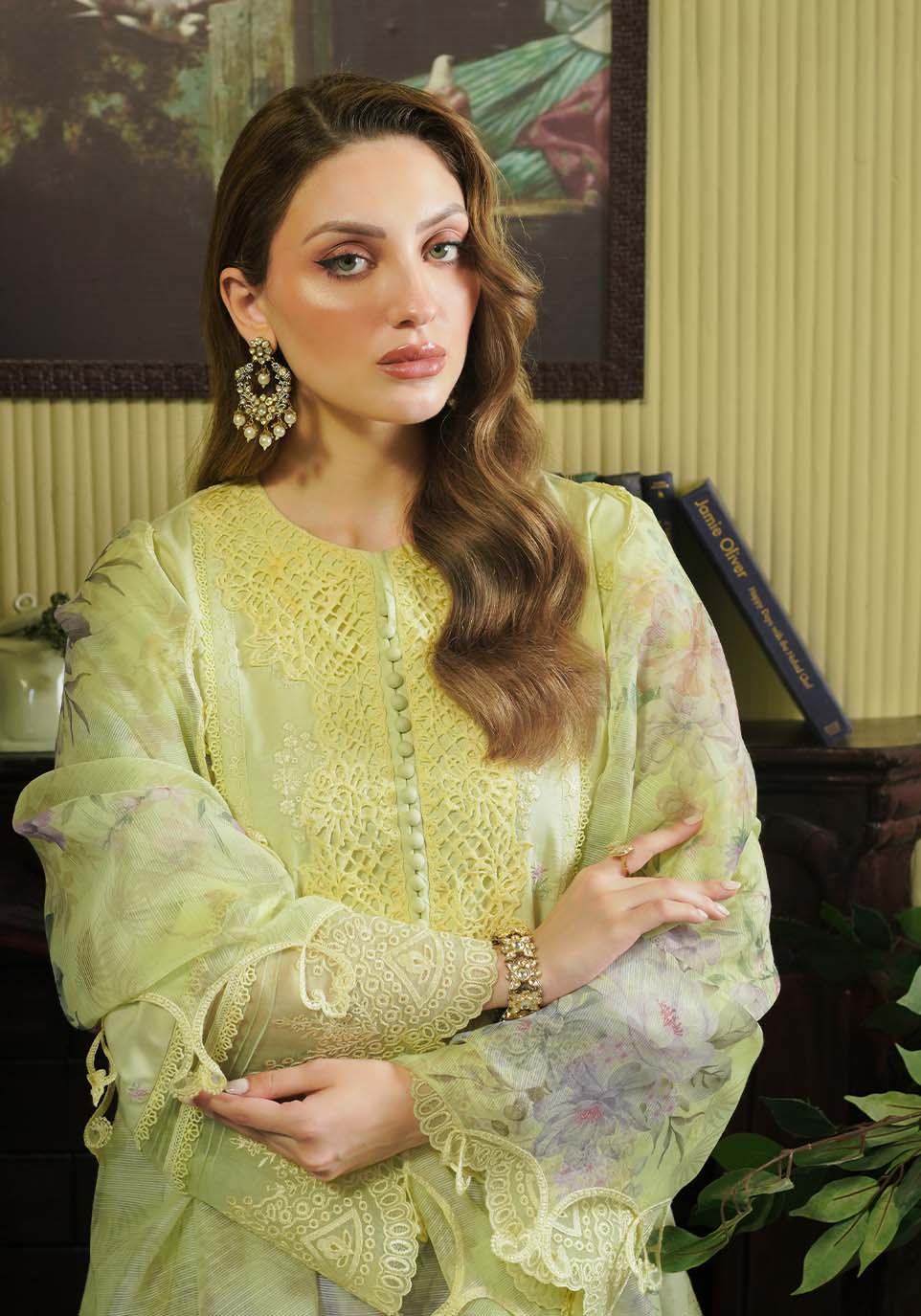 Zarqash Luxury Lawn 2024 | ZQT 008 - Image 2