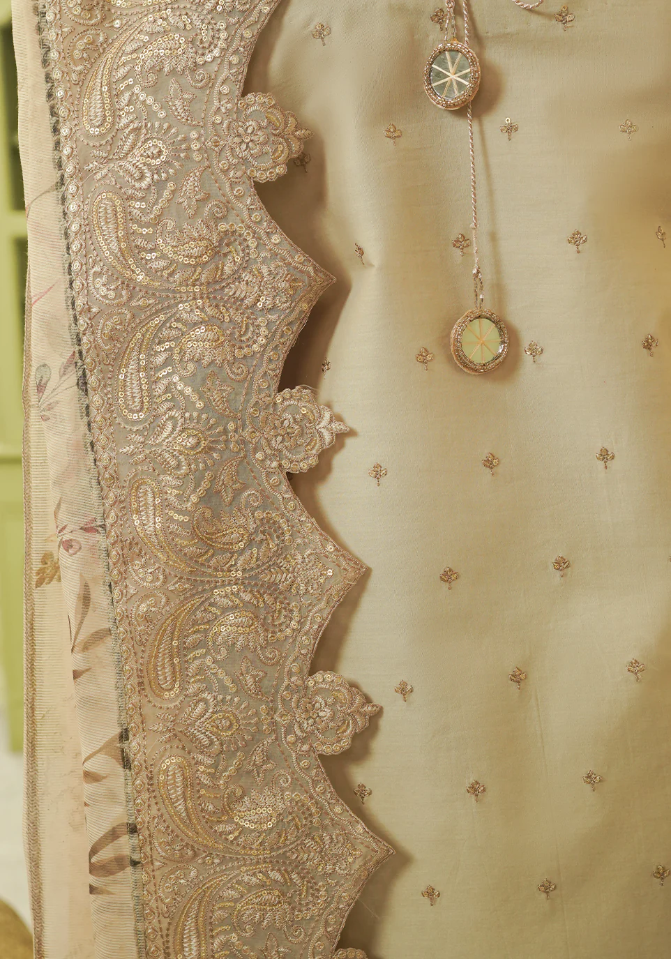 Zarqash Luxury Lawn 2024 | ZQT 010 - Image 4