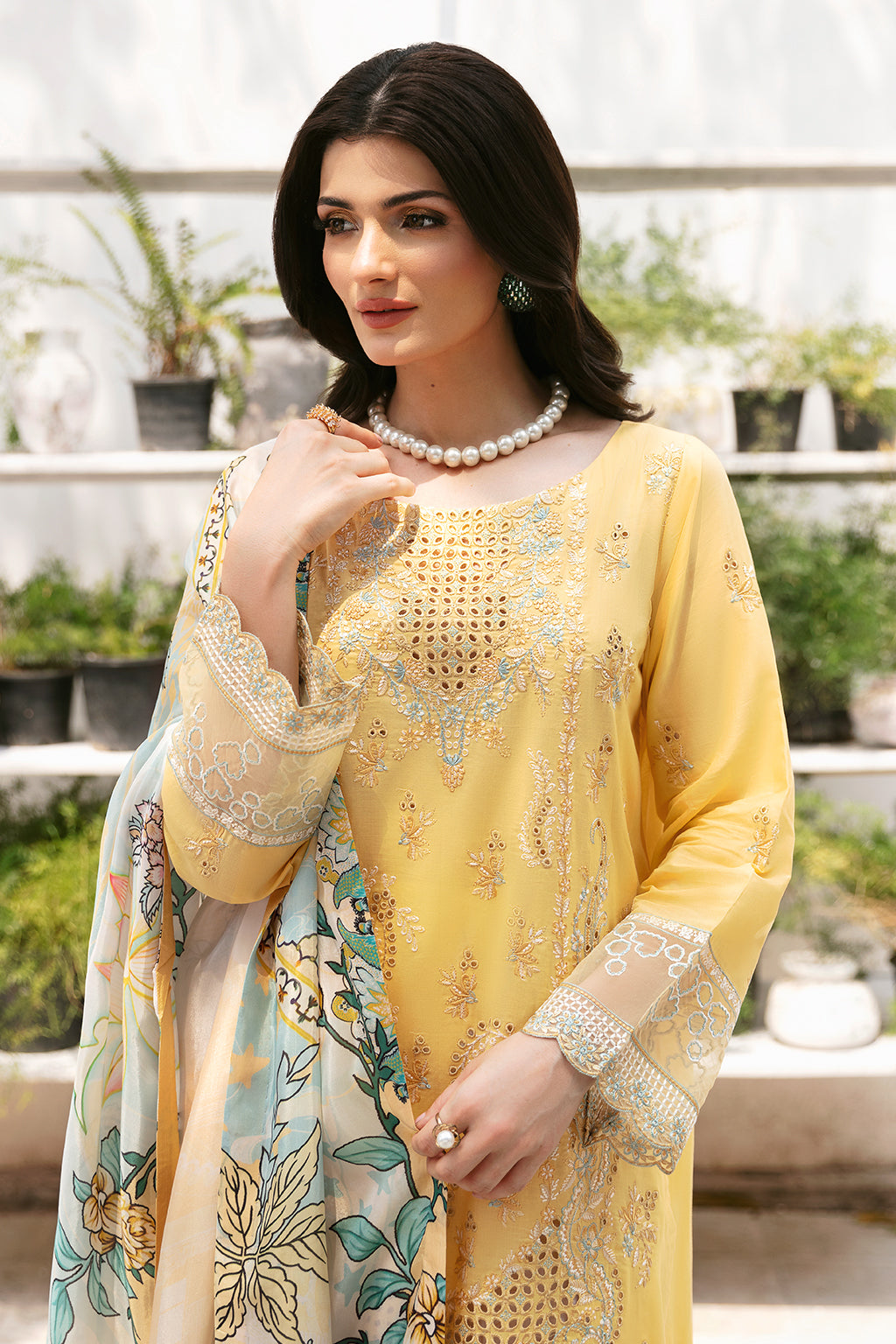 Ramsha Andaaz Luxury Lawn | Vol 09 | Z-910 - Image 5