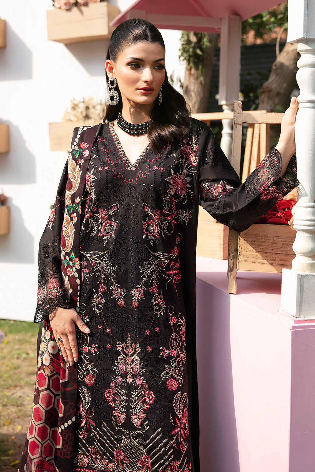 Ramsha Andaaz Luxury Lawn | Vol 09 | Z-904 - Image 2