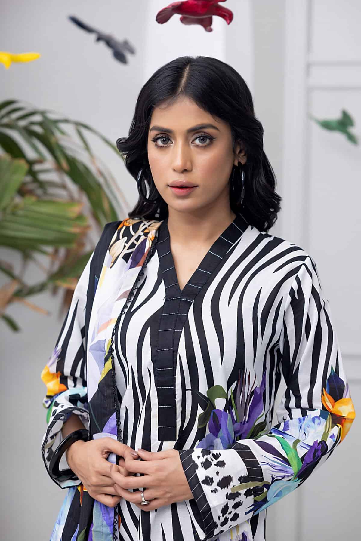 Salina Pop Printed Lawn | SP-1 - Image 3