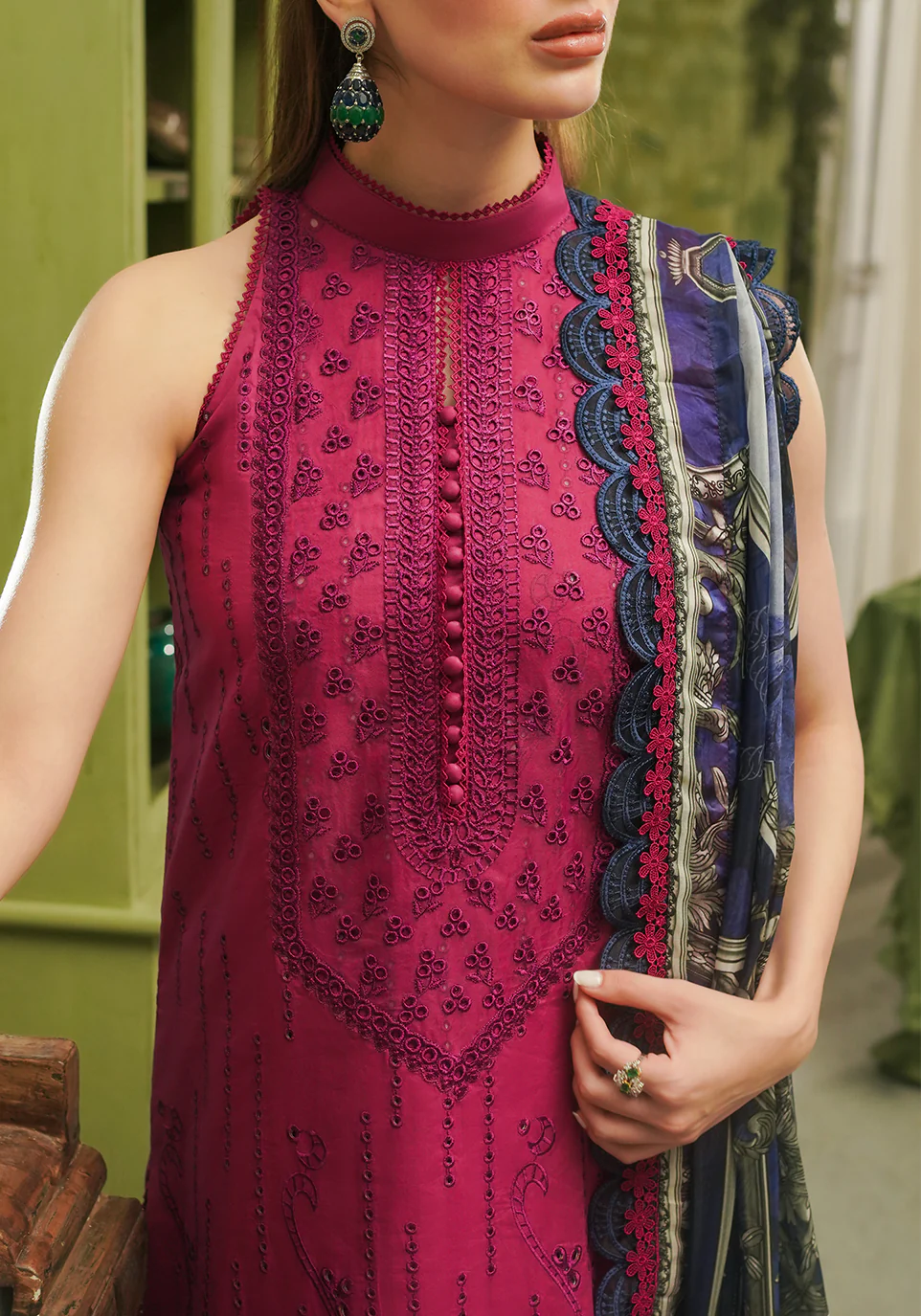 Zarqash Luxury Lawn 2024 | ZQT 012 - Image 4