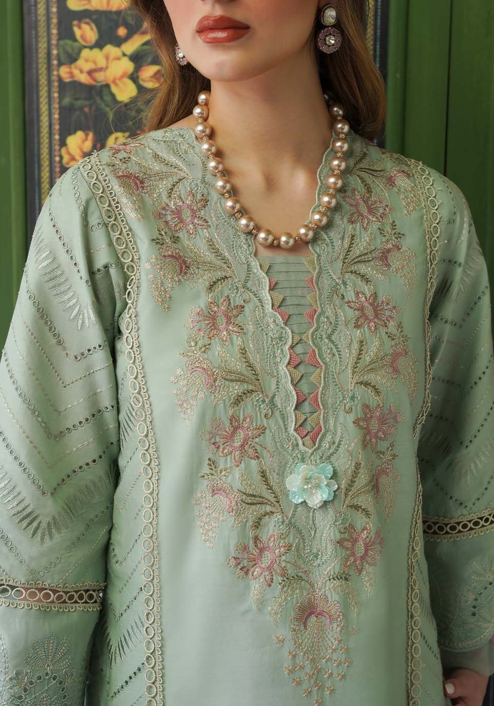 Zarqash Luxury Lawn 2024 | ZQT 009 - Image 3