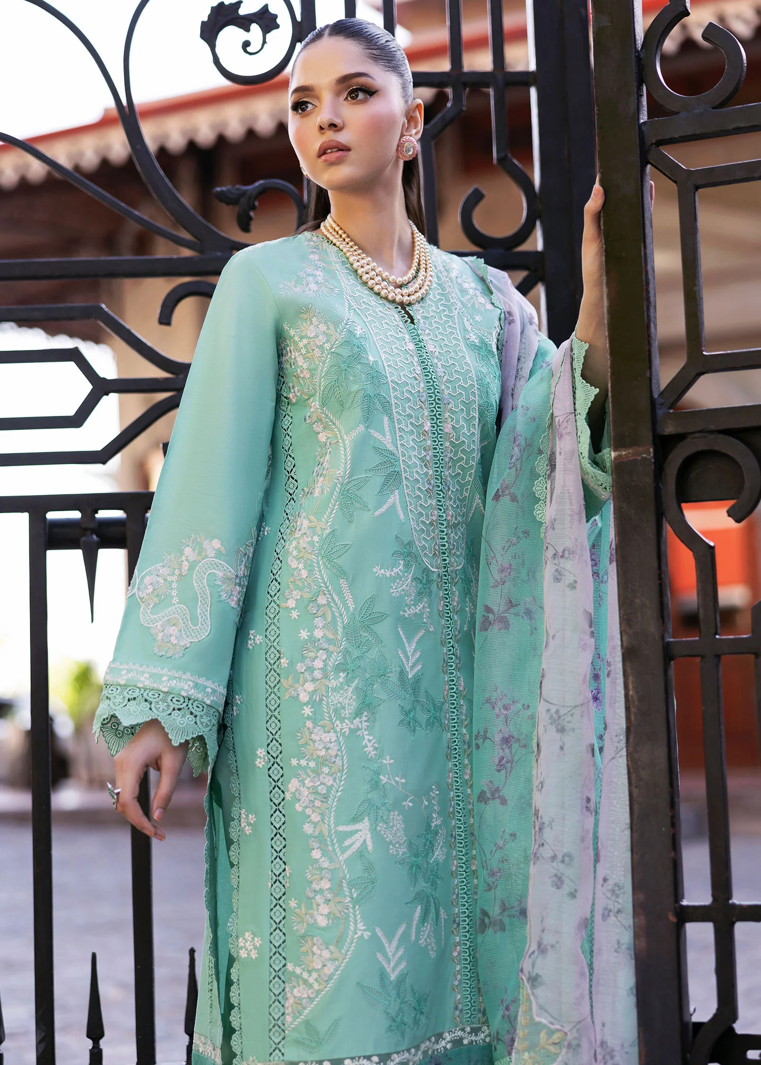 Saira Shakira Bloom Unstitched Lawn'25 || Chloe 3-B - Image 4