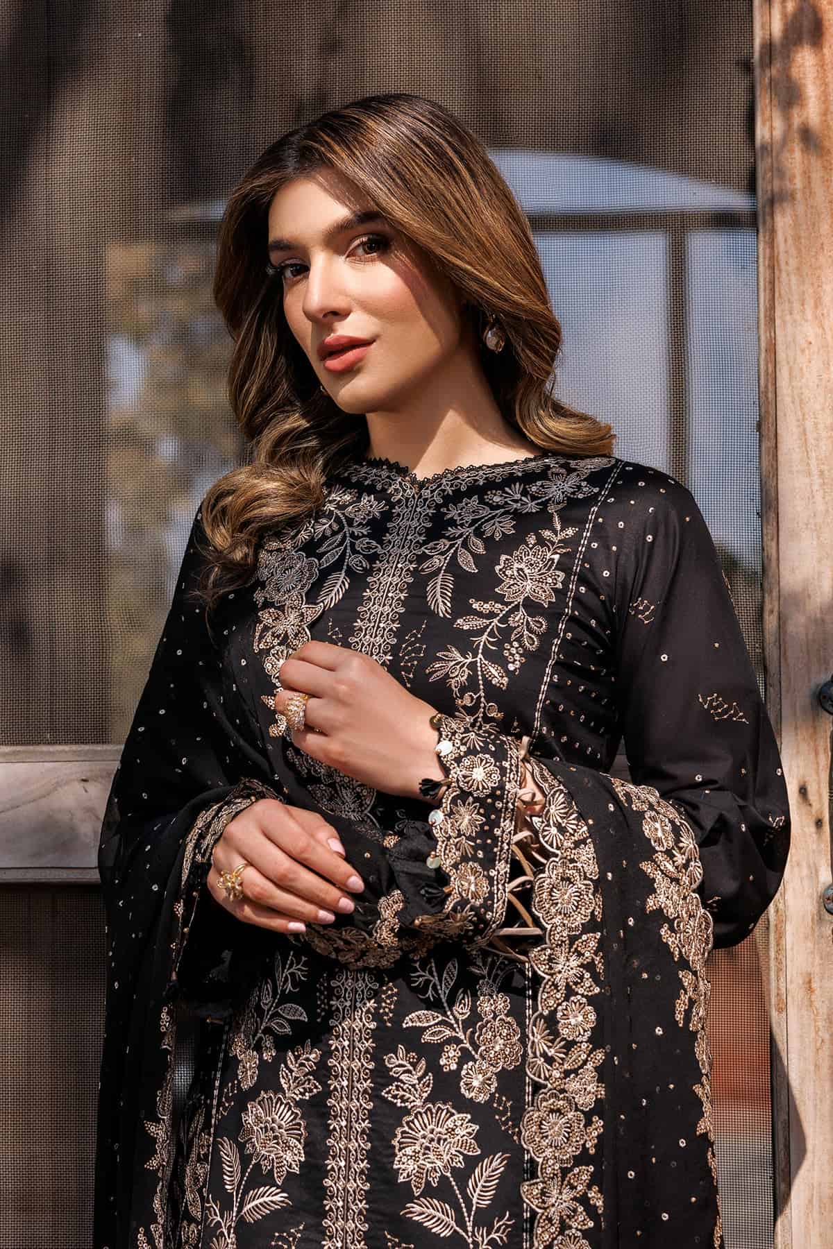 Kaavish Festive Lawn by Farasha | RAVEN AURA - Image 3