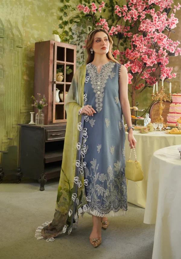 Zarqash Luxury Lawn 2024 | ZQT 004