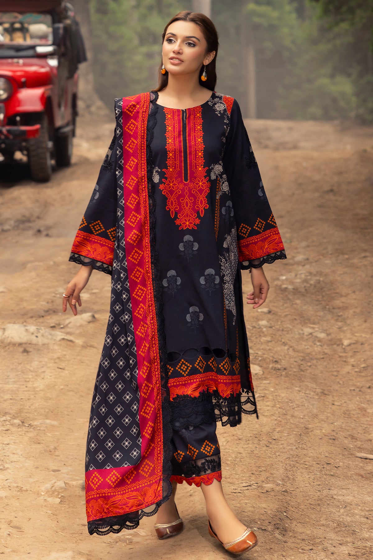 Charizma Fall Winter Shawl Collection | Combinations | | CCW4-09 - Image 4