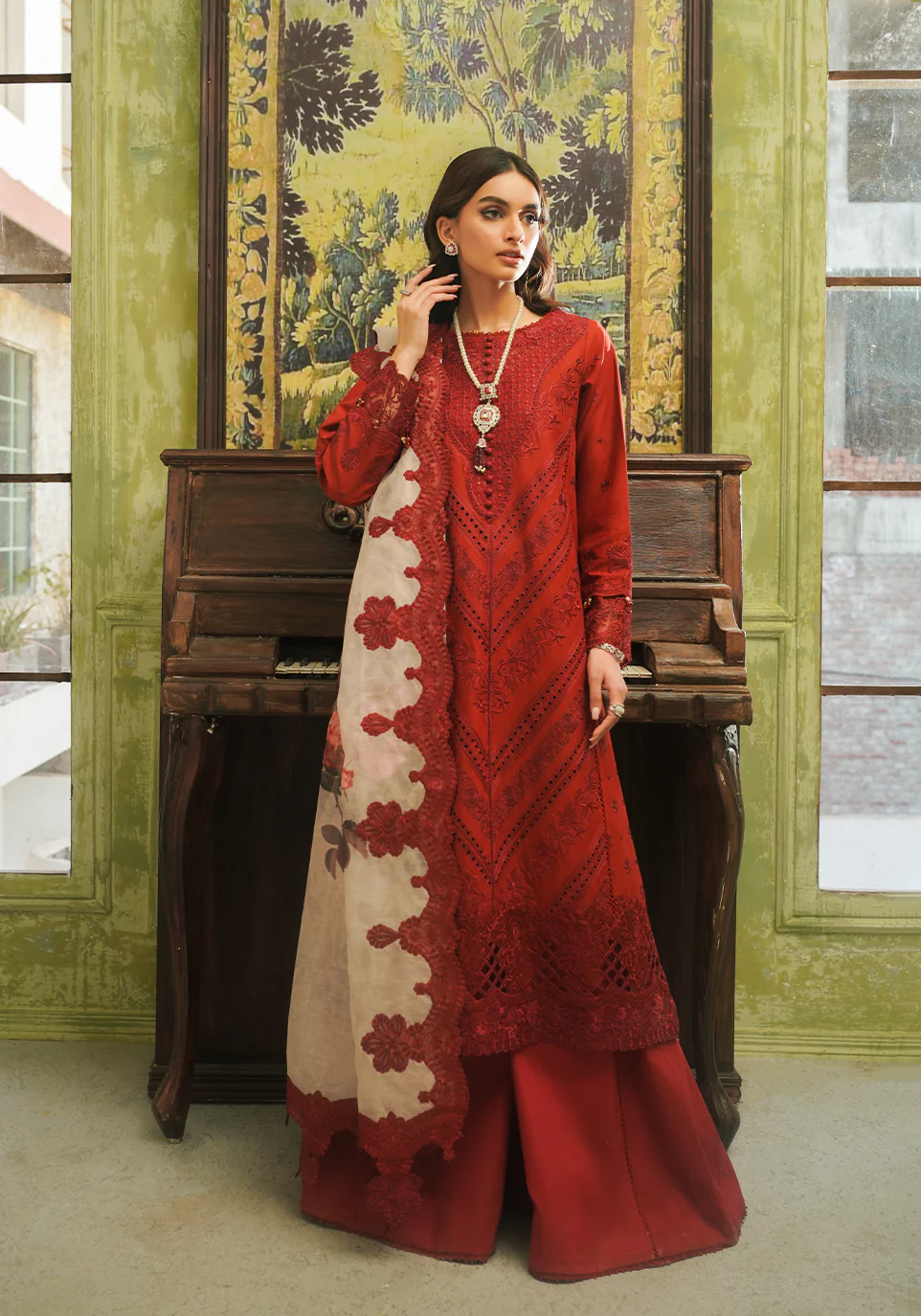 Zarqash Luxury Lawn 2024 | ZQT 007