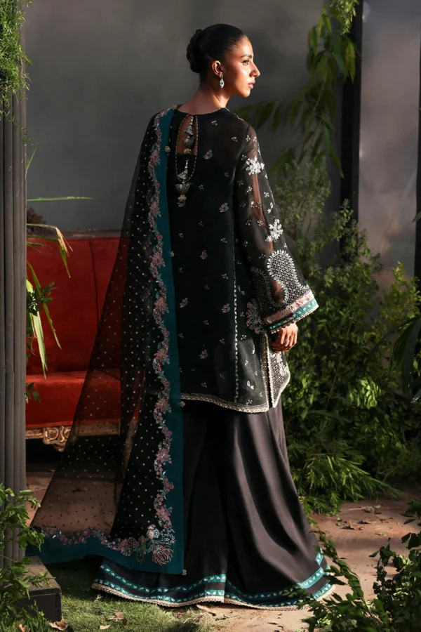 Alternative view of Afrozeh La Fuchsia '25 Party Collection | Larosea