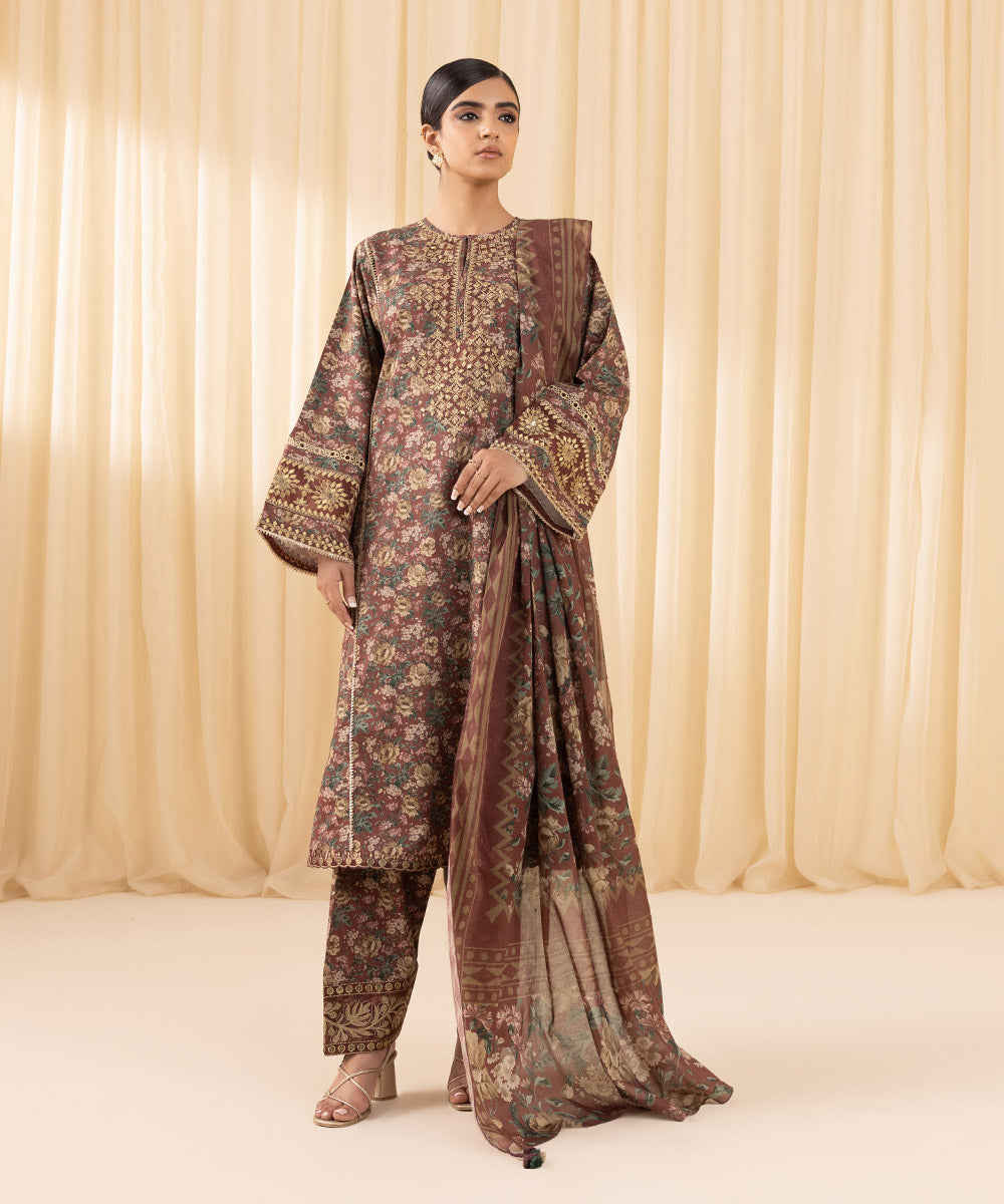 Sapphire Festive Unstitched Collection | 3PEDY24V61UC