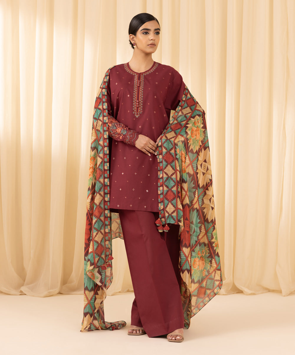 Sapphire Festive Unstitched Collection | 3PEST24V68UC - Image 4