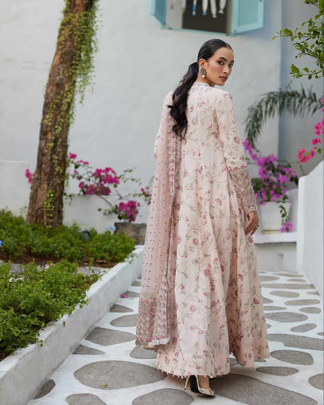 Faiza Saqlain Luxury Lawn 2024 | Karine - Image 3