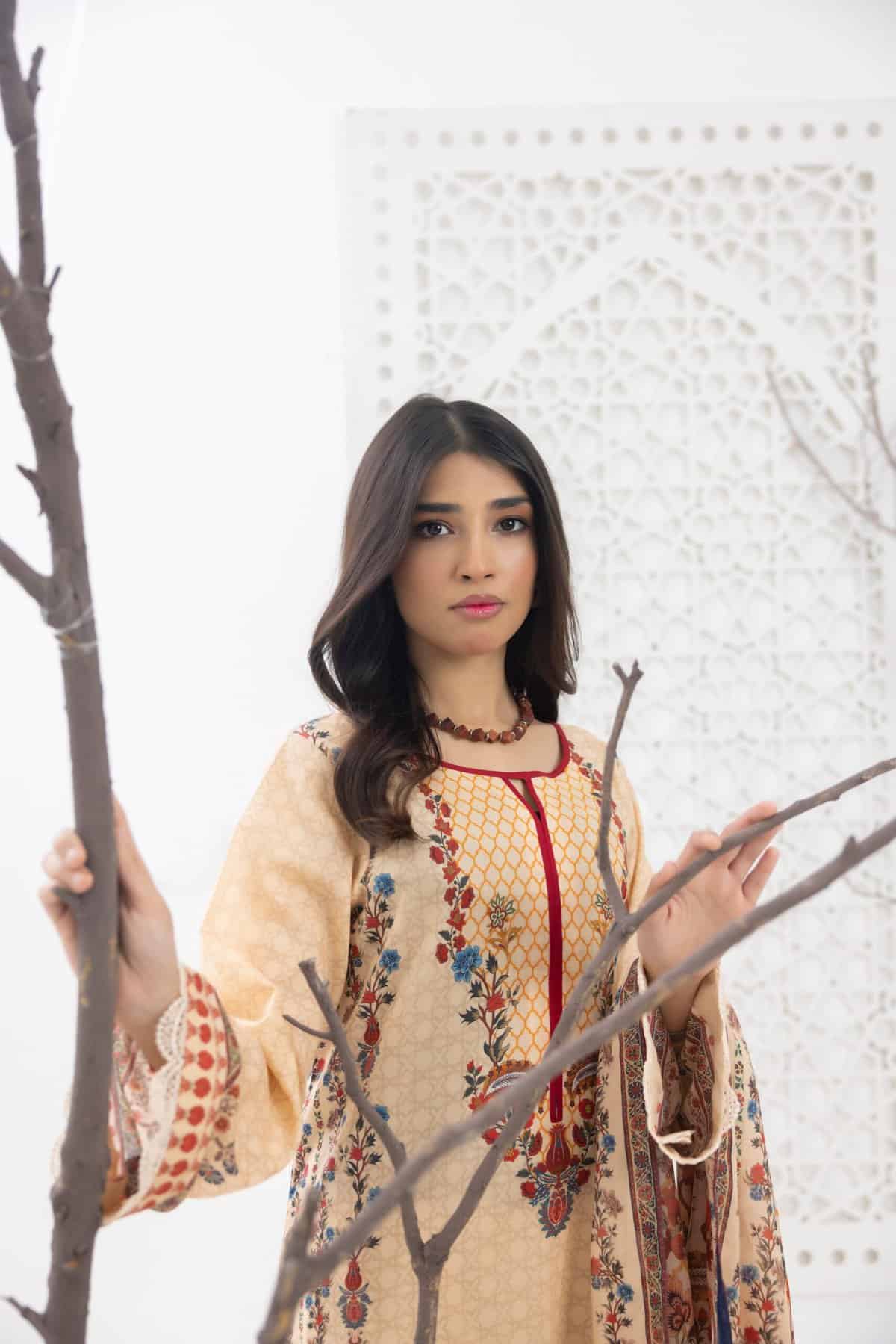 Salina Printed lawn Chap-1 | SPL24-3 - Image 5