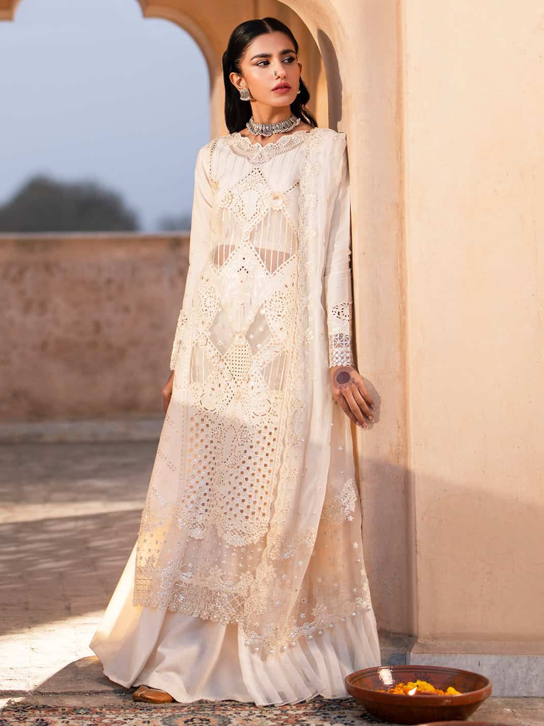 Dilbaro Embroidered Festive Lawn ’24 | 401-A - Image 3