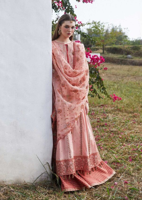 Alternative view of Hussain Rehar Luxury Lawn 2024 | NAYRA