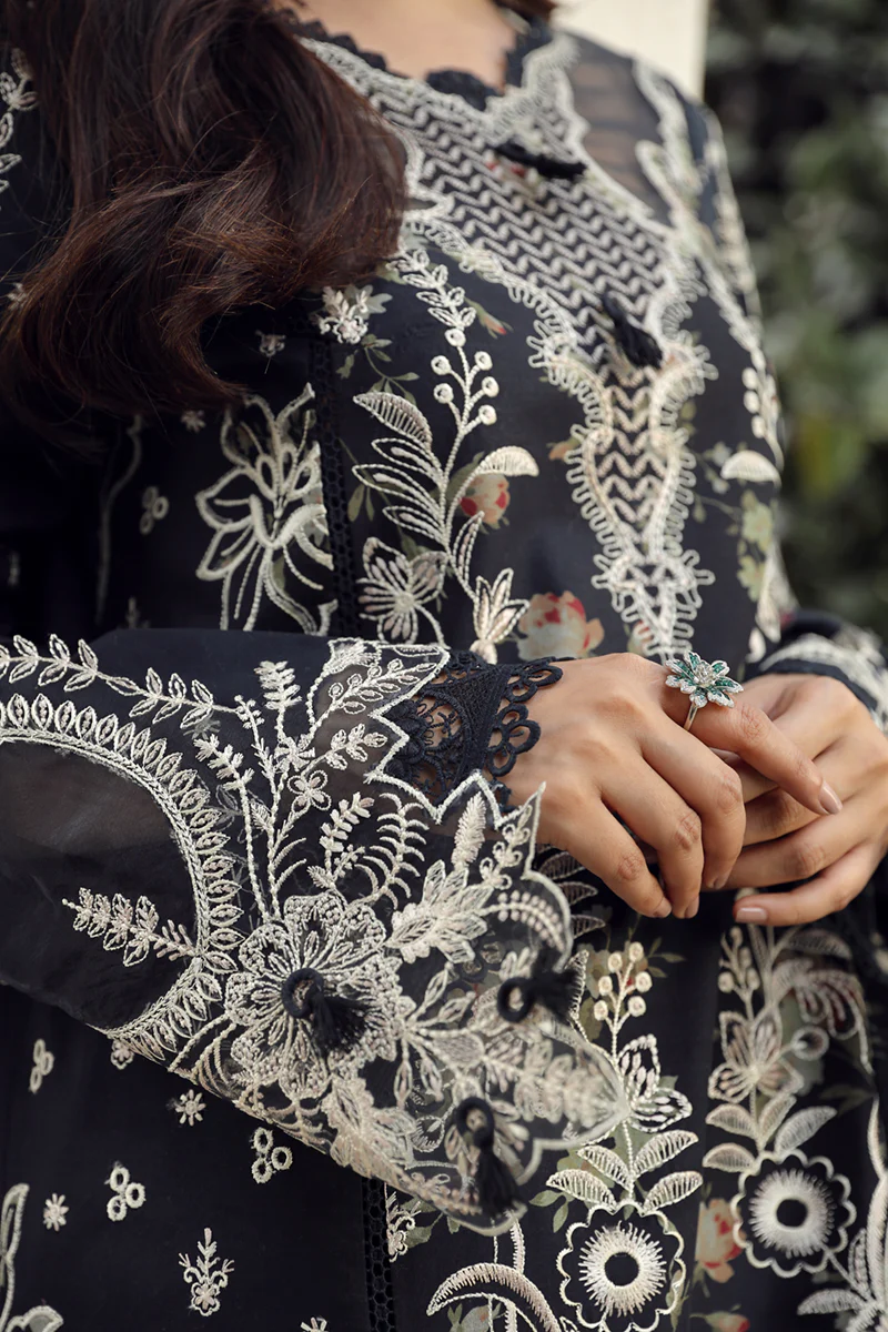 Qalamkar Festive Lawn 2024 | PS-07 - Image 6