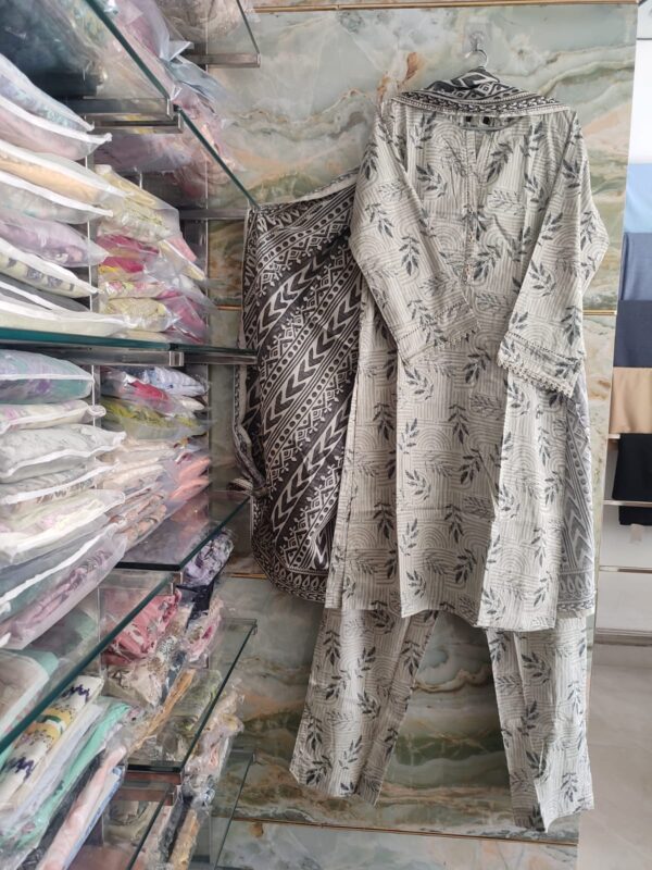 Riwayat Original Ready to Wear Pret Lawn || IQ - FS02