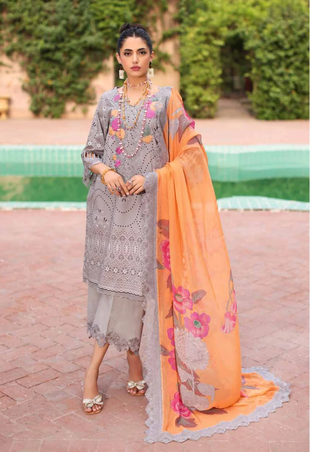 Rang e Bahar Lawn by Charizma