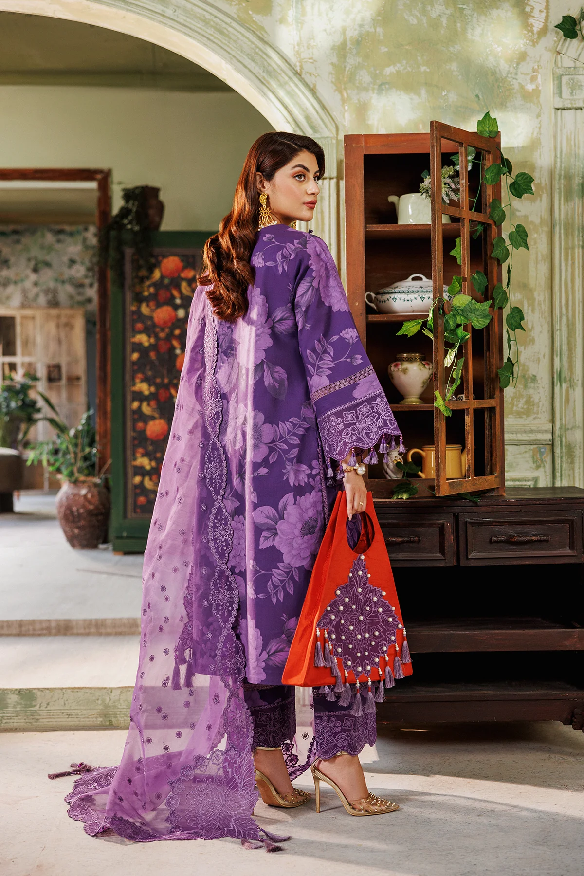 Maahi Lawn by Alizeh | AF-EPL-7018 - Image 2