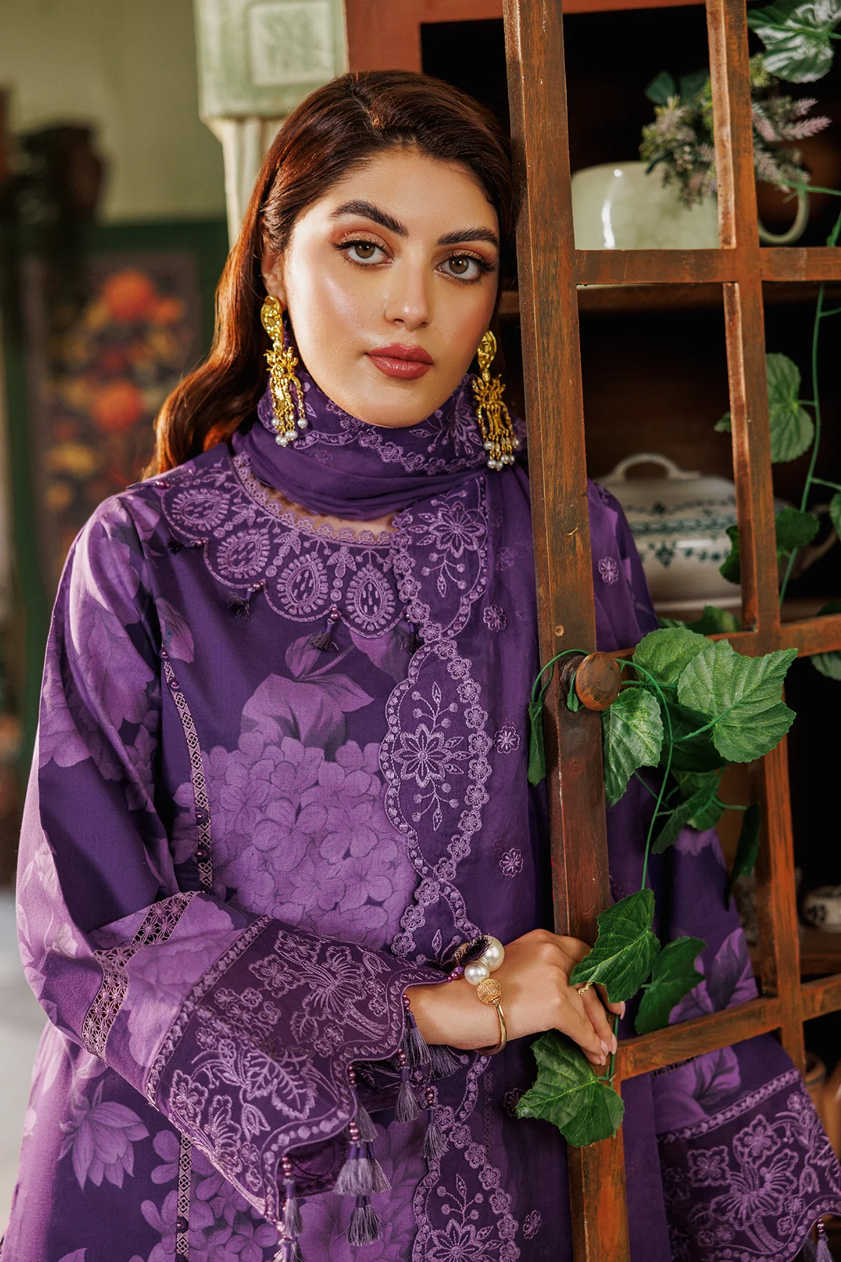 Maahi Lawn by Alizeh | AF-EPL-7018 - Image 4