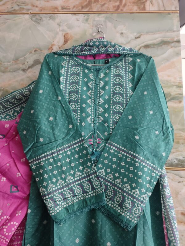 Alternative view of Riwayat Original Ready to Wear Pret Lawn || IQ - FS08
