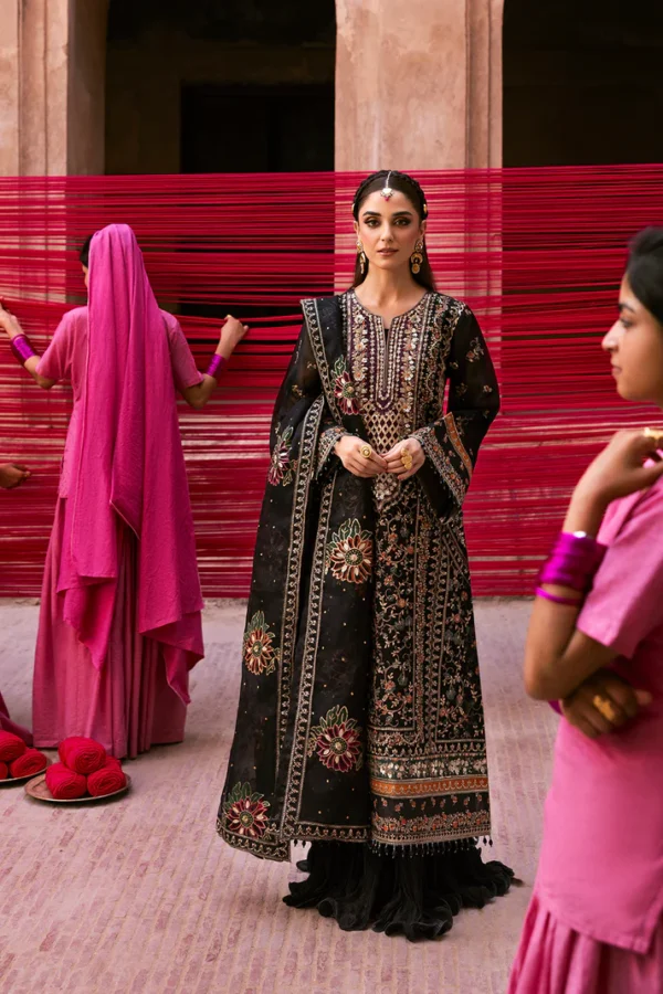 The Empress Wedding Formals By Emaan Adeel || NOCTELLE