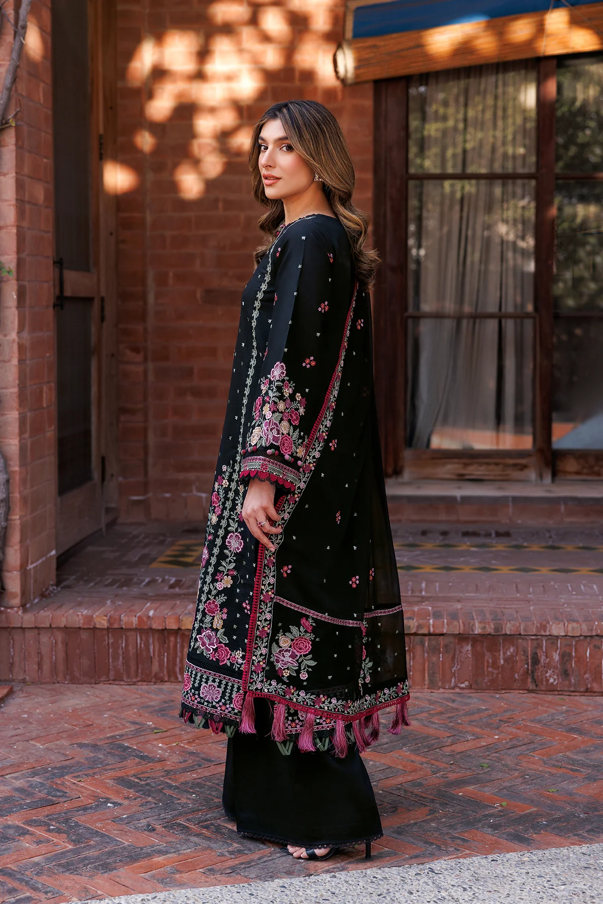 Farasha Dastoor Embroidered Lawn | ORNATE NOIR - Image 2