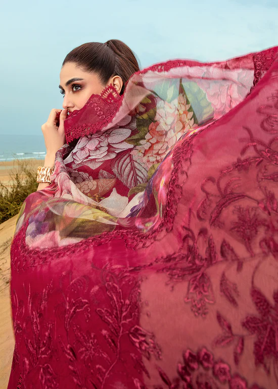 Crimson Lawn by Saira Shakira 24 | 3A - Image 4