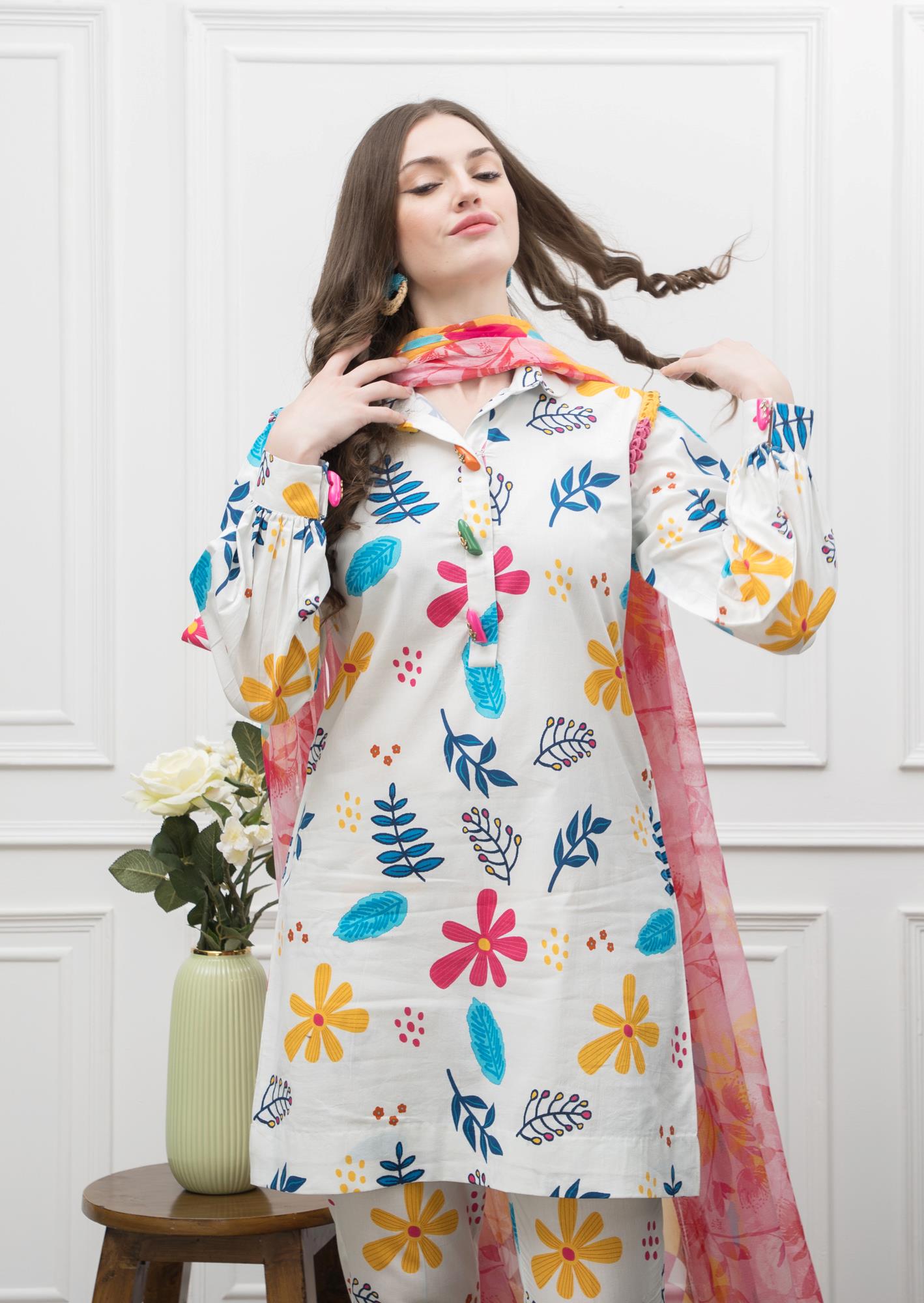 Ghazal from House of Mist | Lawn | Vol 3 | | HM-GZ3-4 GZ - Image 4