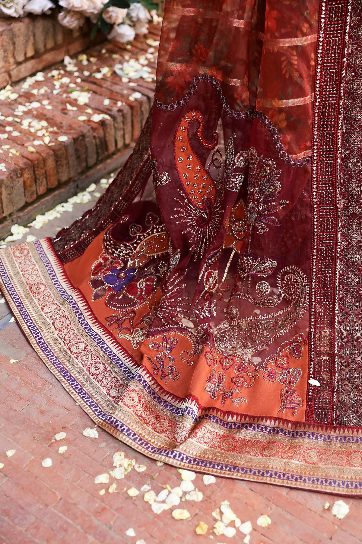 Jhoomro Wedding Collection by Nureh | NL-71 - Image 3